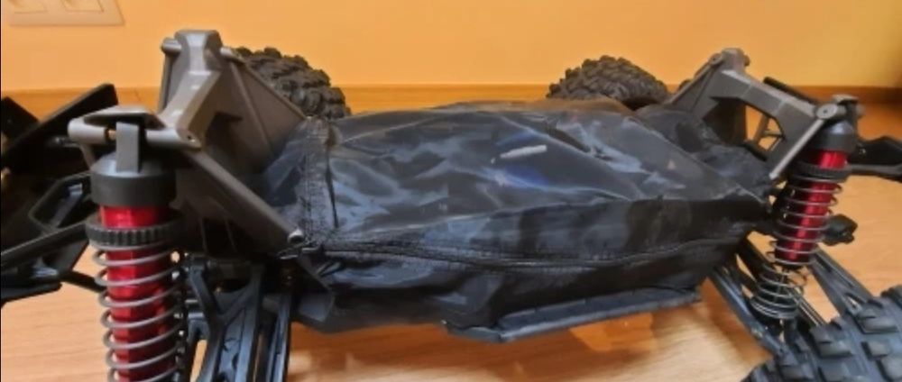 Husă dustprof automodel Traxxas xmaxx 1/5