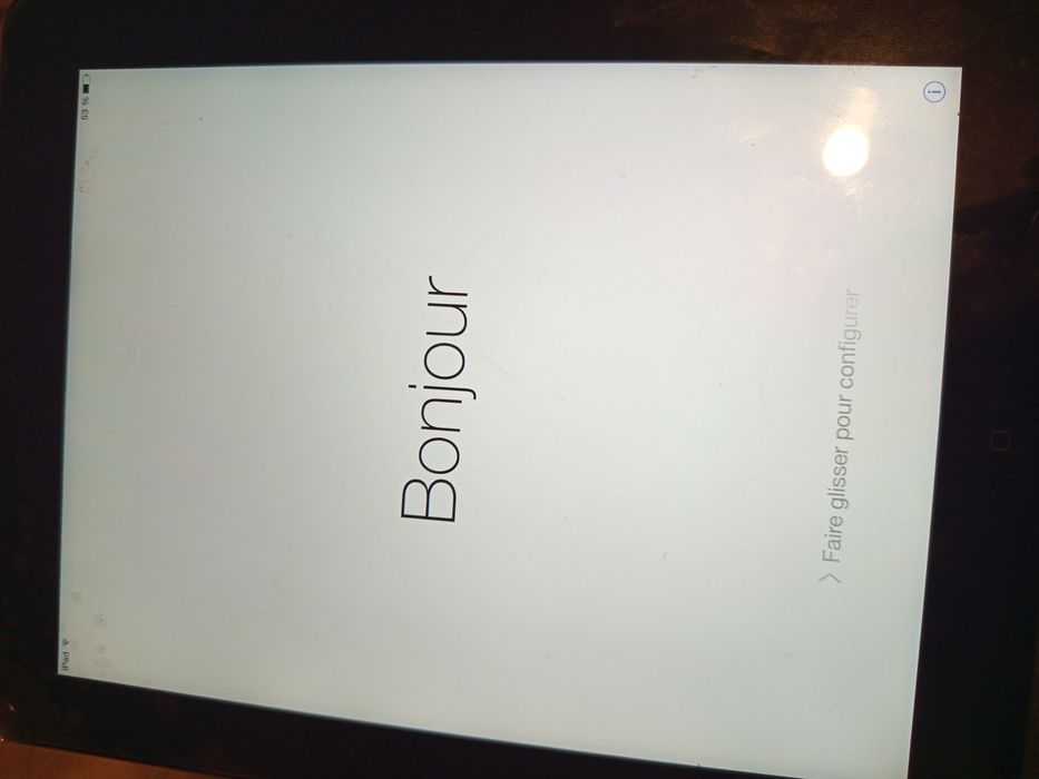 Vând iPad 3 blocat