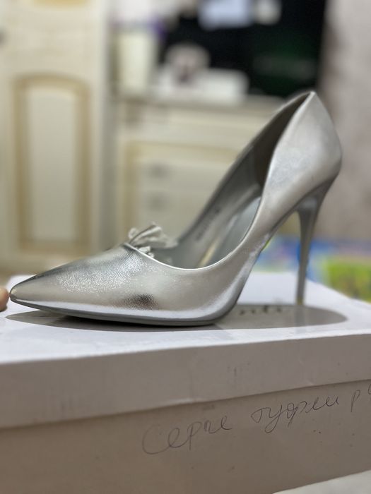 Вечерний туфли