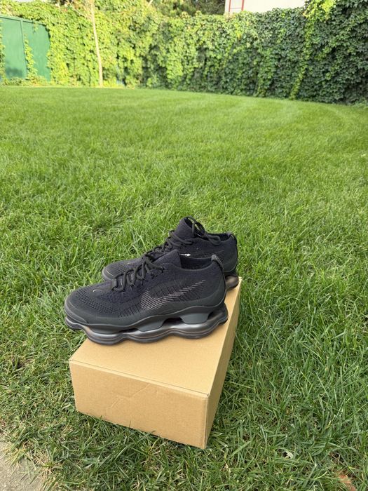 Nike Scorpion Black