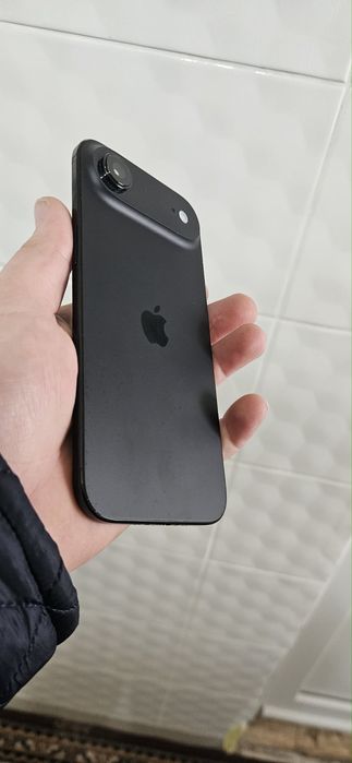 Vand iphone 17 air  256gb