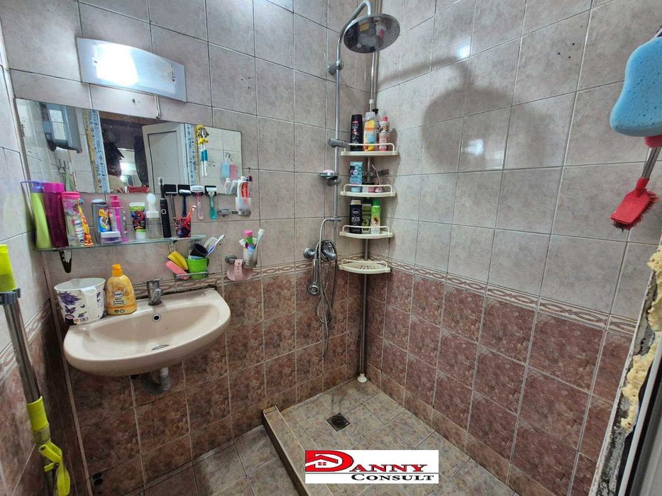 Продава се Двустаен апартамент в Велико Търново, Акация - 63 кв.м за 697 €/кв.м - Снимка #18