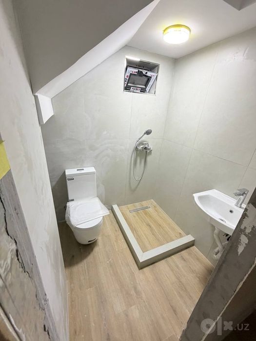 Продаётся ТАУНХАУС, 3-комнаты 80м2 на Циолковском