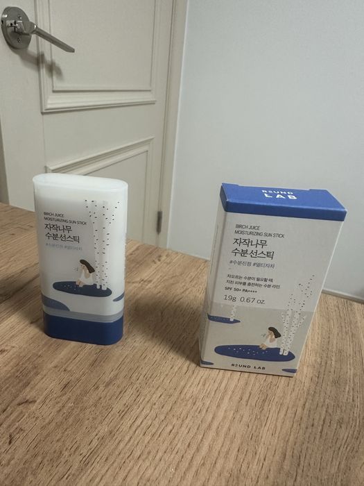Round lab moisturizing sun stick / солнце защитная палочка