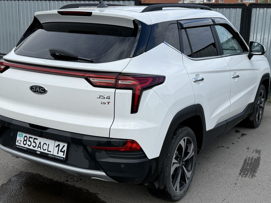 Прода JAC JS4 2022 года выпуска