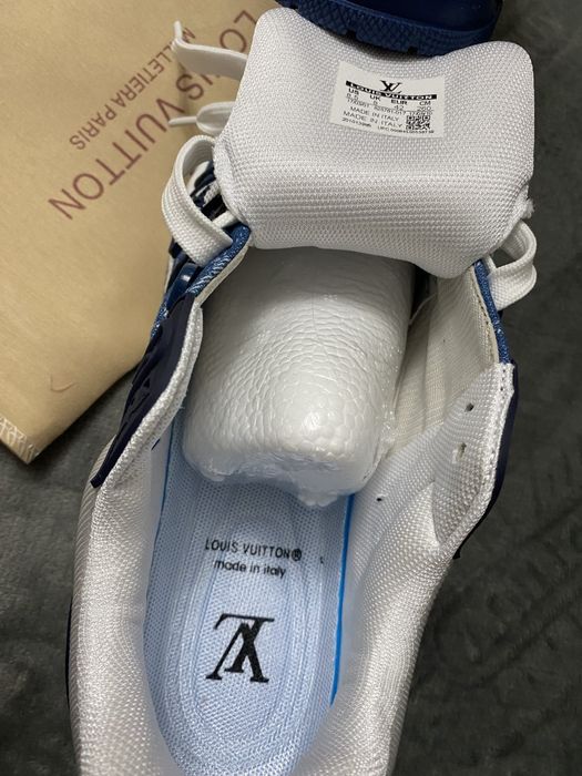 Vand adidasi noi de barbati Louis Vuitton