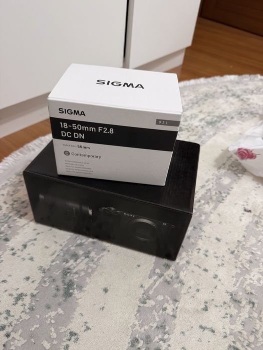 Sony 6700 с обьективом 18-135 и sigma 18-50 .Новый.Запечатанный