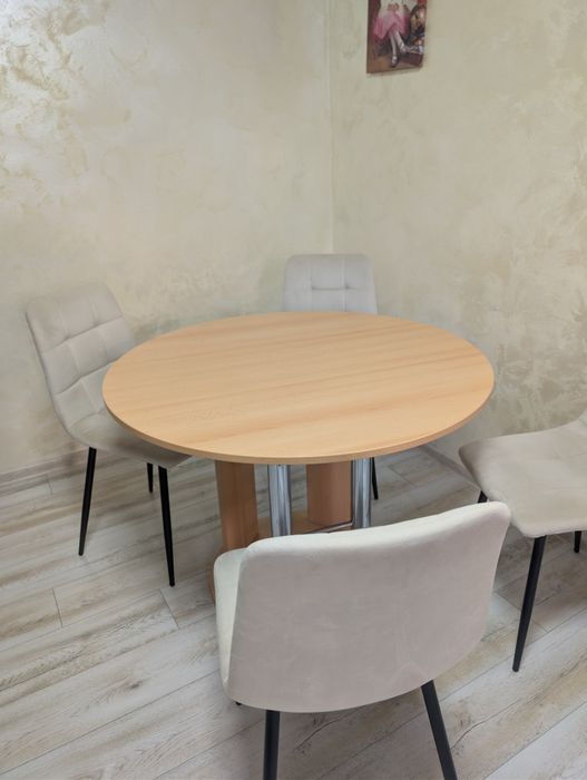 Masa rotundă extensibila