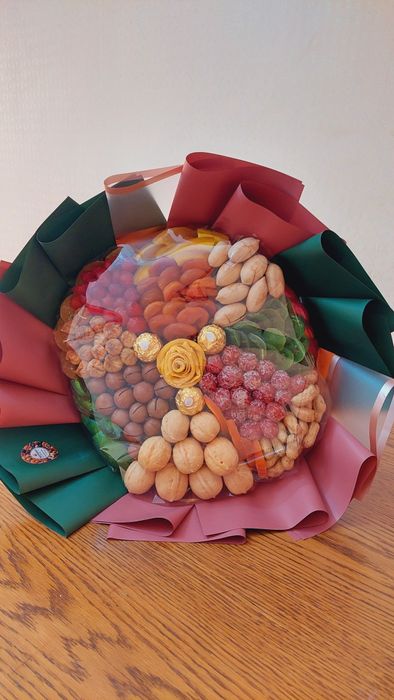 Букет из сухофруктов