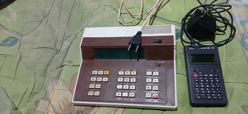 Продам Калькулятор СССР.