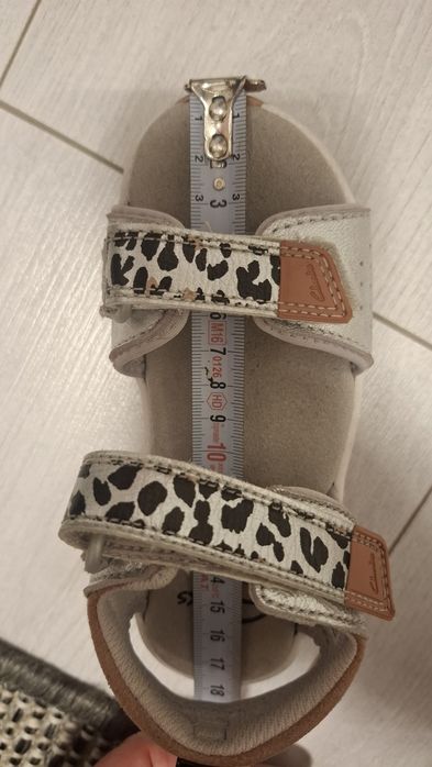 Кожени сандали Clarks