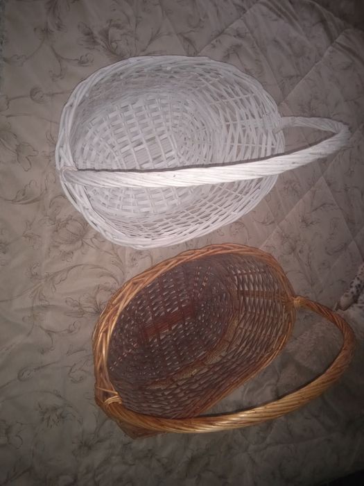 Корзины две продам за 5000 тнг.