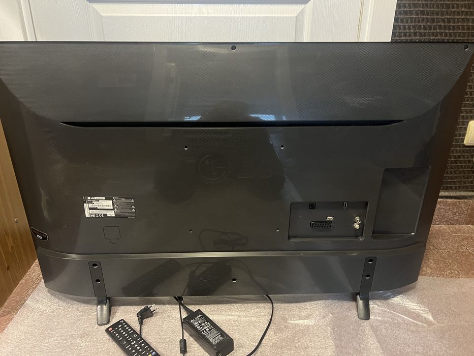 Телевизор LG 43 LH510V