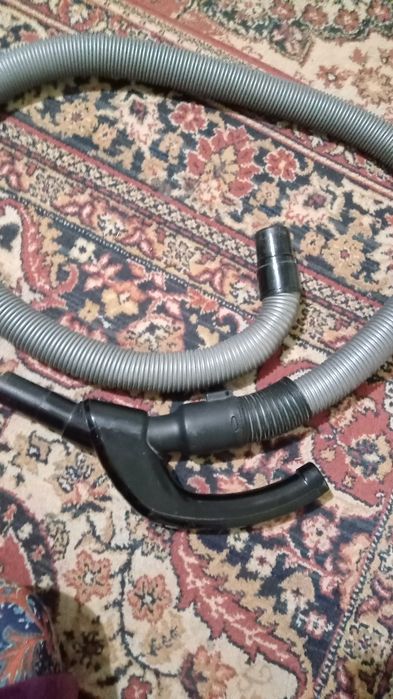 шланг       от     пылесоса