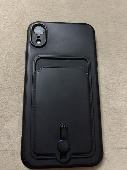 IPhone XR 128GB с чехлом