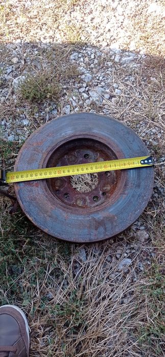 Предни дискове за Мерцедес Ц Класа