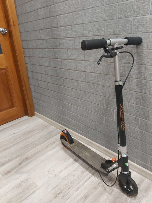 Продам самокат...