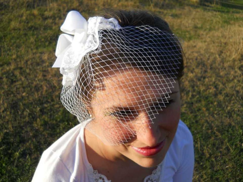 Vand buchete nunta, lumanari nunta, botez, voalete, marturii