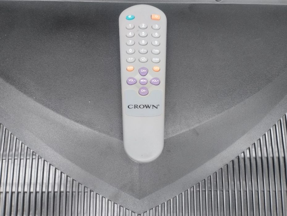 Телевизор Crown 21 Чисто нов!