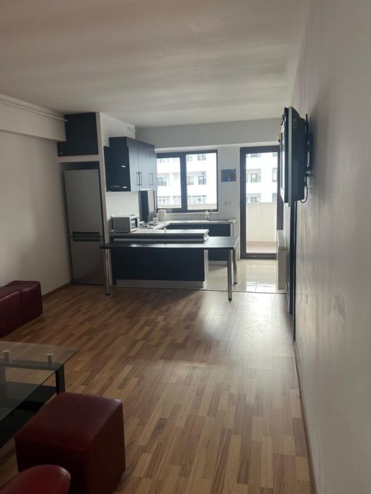 Vand apartament 3 camere