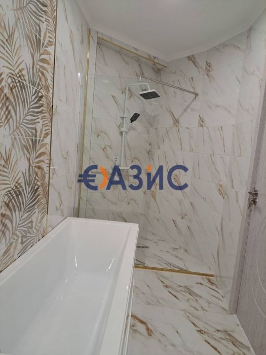 Продава се Тристаен апартамент в к.к. Слънчев бряг - 104 кв.м за 696 €/кв.м - Снимка #10