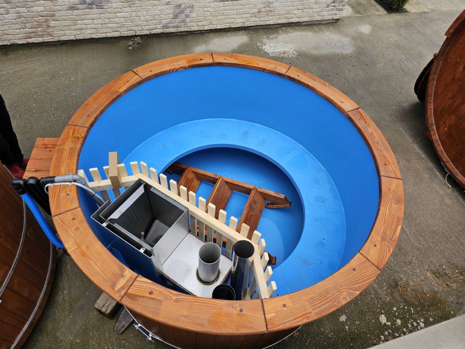 Ciubar din lemn Captusit cu fibra ( Polipropilena ) de la ciubarar.ro