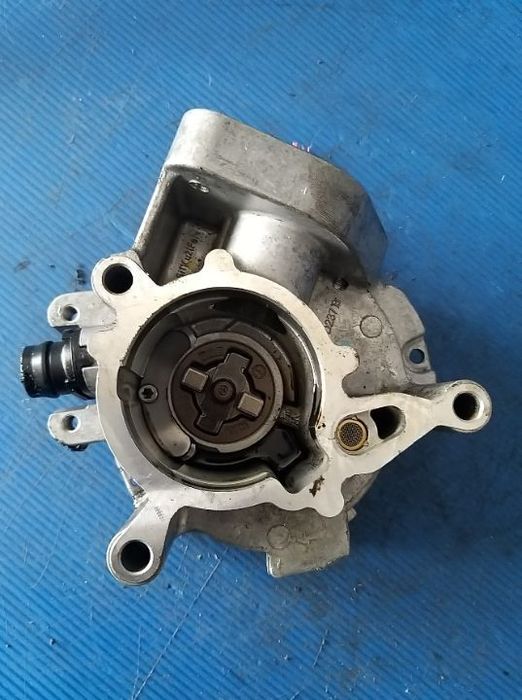pompa vacuum  2.0 gti tfsi tsi dkz vw polo 8z arteon audi a3 8v seat ateca