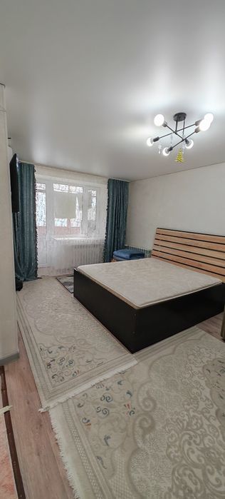 Продаётся 1- Ком Квартиру ,В центре Площадь.