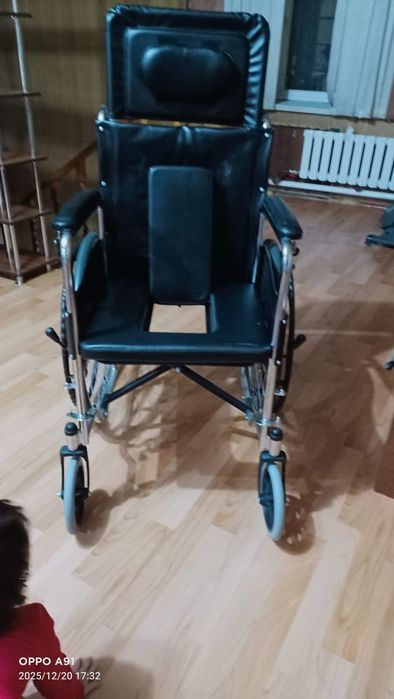 Продам коляску инвалидную в отличном состоянии