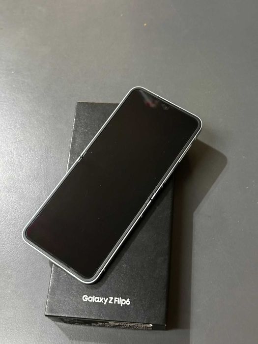 Samsung Flip 6 12/256GB