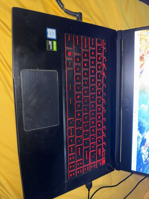 Laptop MSI GF63 Thin 9SC – i5, 24GB RAM, 4GB placă video dedicată