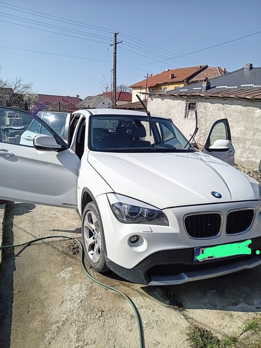 Vând BMW X1 2011, motorină, cutie automată, cu tracțiune integrală