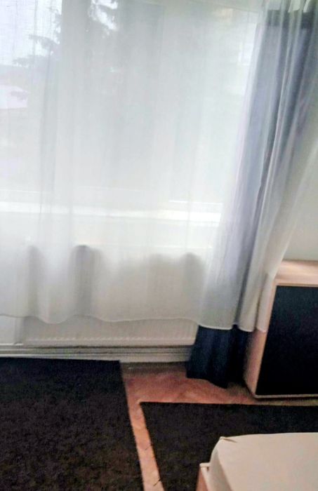 Inchiriez apartament 2 camere, semidecomandat