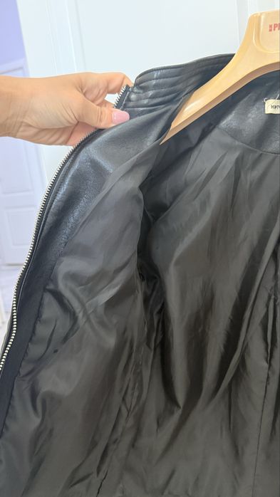 Кожаная куртка для девочки