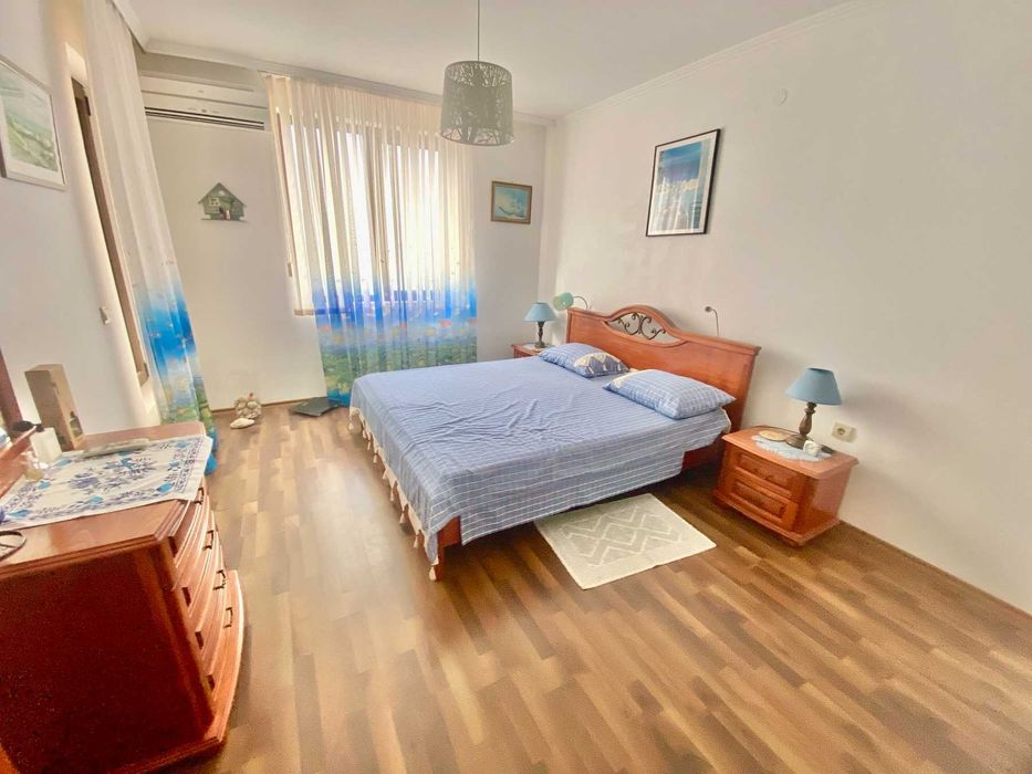 Продава се Тристаен апартамент в Свети Влас - 100 кв.м за 1980 €/кв.м - Снимка #8