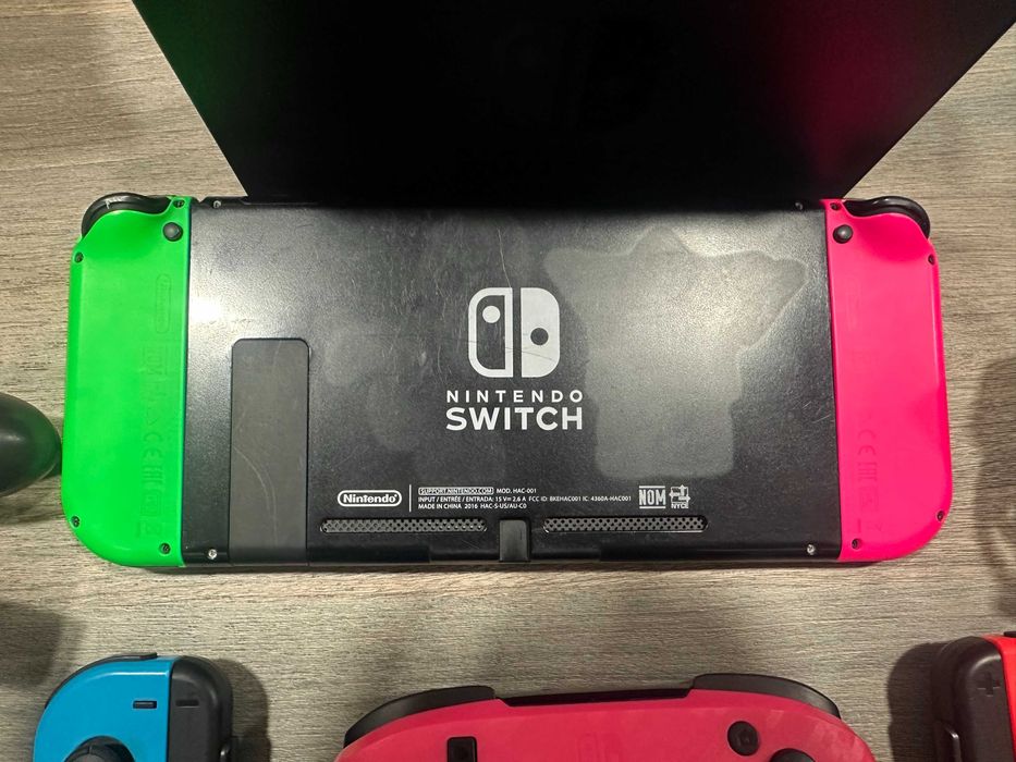 Продам Nintendo Switch (первая ревизия rev 1)