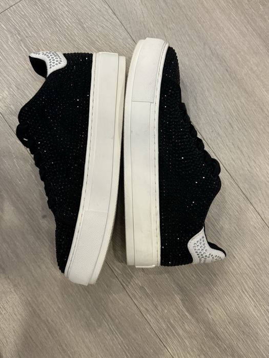 Сникърси Kurt Geiger