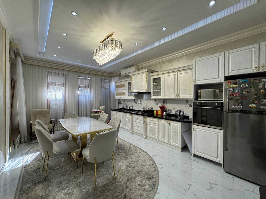 Продается Дом, 7-ком, 189 м2, 5 сот, Чинабад (87648)