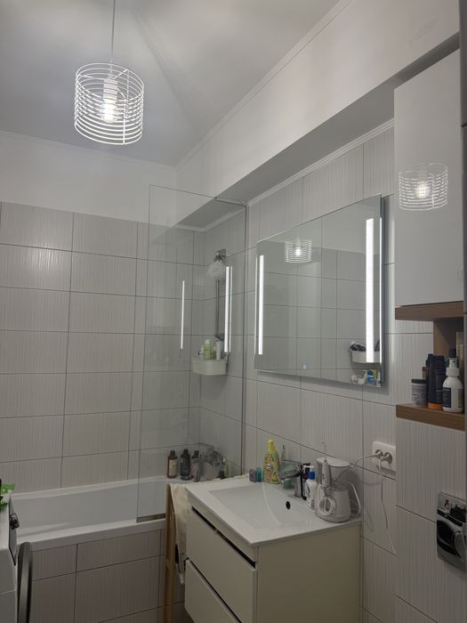 Apartament cu 3 camere
