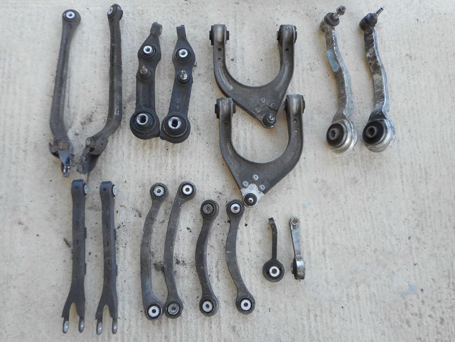 Окачване - амортисьори пружини носачи щанги шенкели от Мерцедес