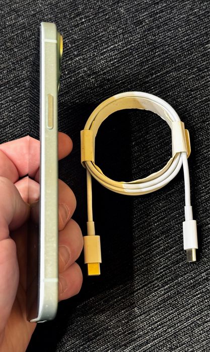 Iphone 15 128GB  orice retea