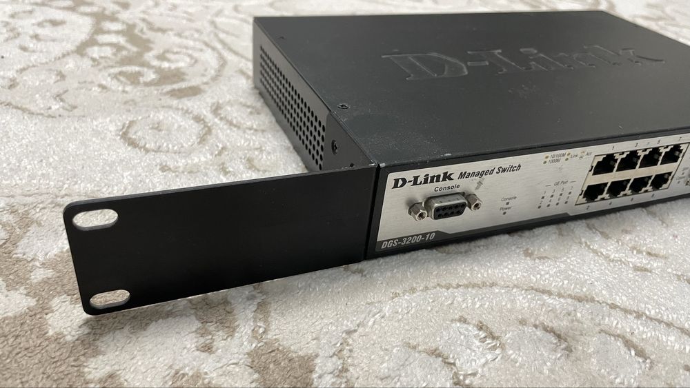 Коммутатор гигабитный управляемый D-Link