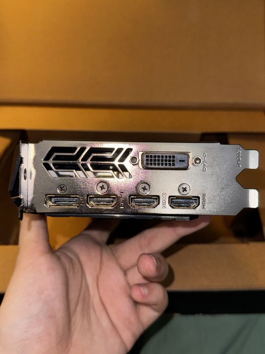 Placă video Gigabyte GeForce GTX 1050 Ti 4GB GDDR5 – Windforce OC