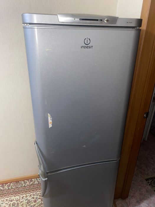 Продам холодильники