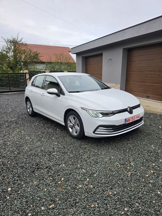 Vând Wolkswagen Golf 8