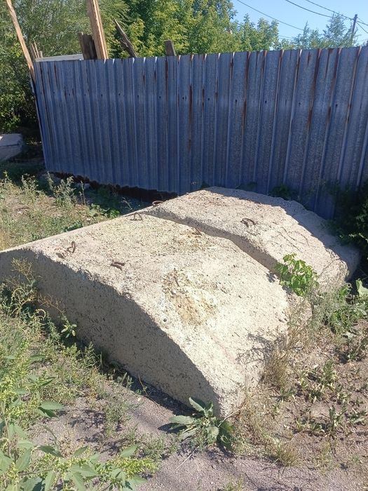 Отдам даром подушки жб