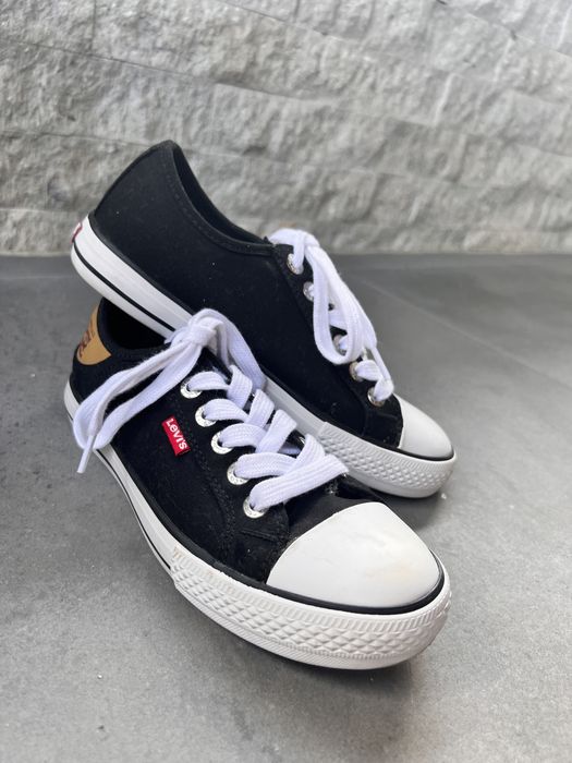 Tenisi LEVI’S de vara, marimea 37