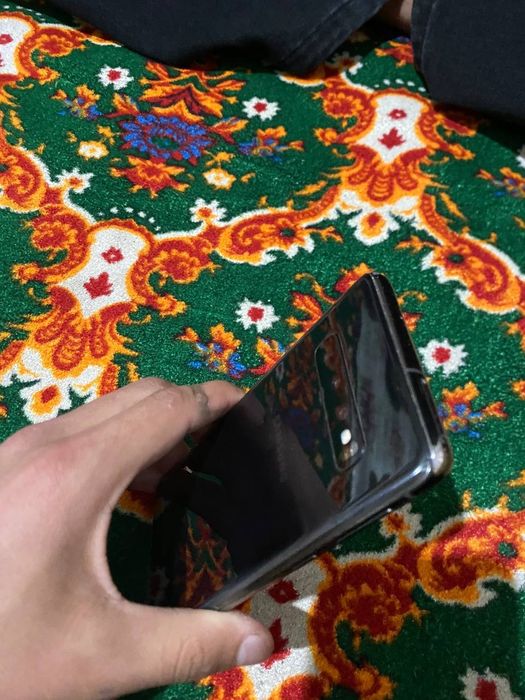 Samsung Galaxy S10 8+8ga 128 talik imeikalari o'tkan ishlashiga garant