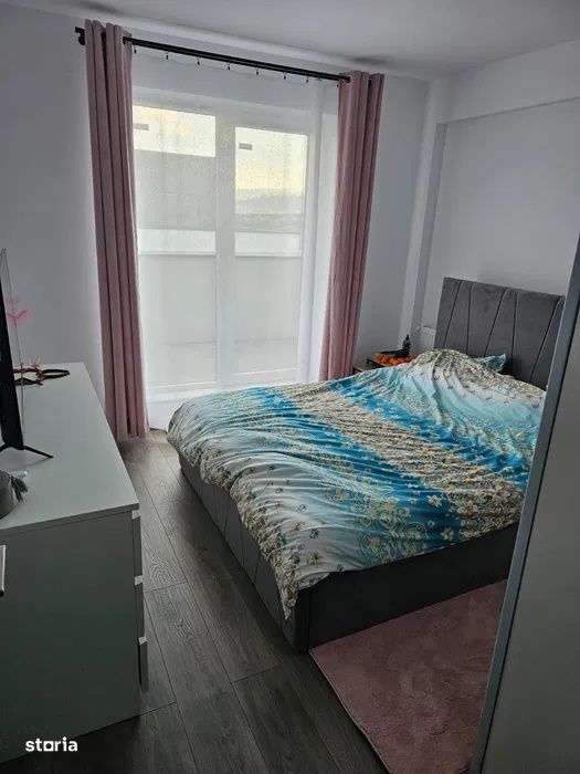 Apartament la cheie, decomandat, parcare, zona Terra — fotografia 3