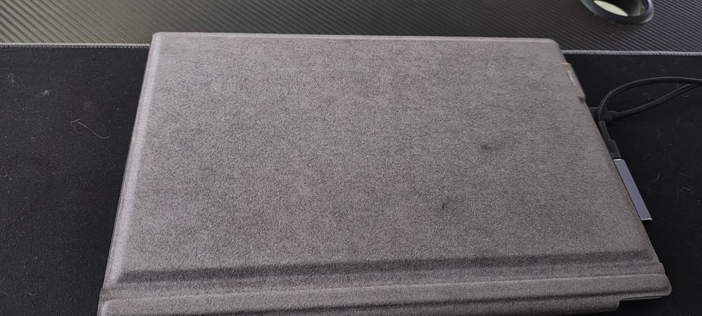 Tableta,laptop microsoft surface, i5 7500,8 gb ddr4, ssd 128gb